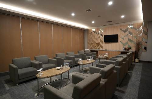 air-6881400Concordia Lounge(Domestic)