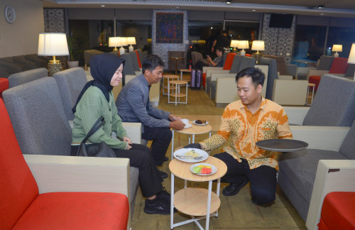 CGKSaphire Lounge(International)