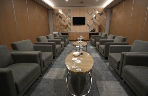 air-6881400Concordia Lounge(Domestic)