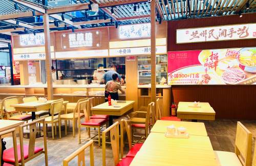 南昌昌北国际机场张拉拉手撕牛肉拉面