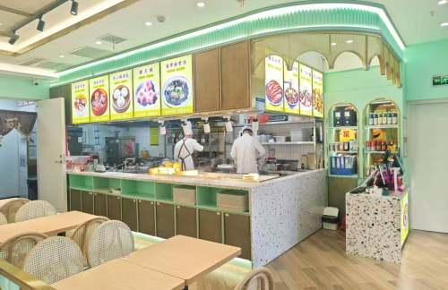 武汉天河国际机场食尚坊小碗菜