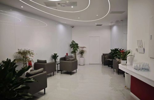 LZO安检前-VIP客户接待室