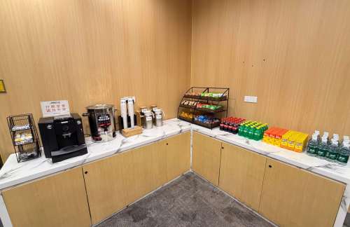 cqbz龙腾出行休息室