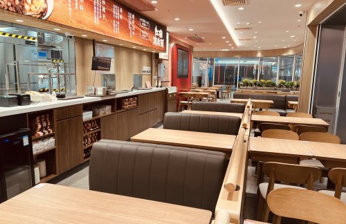 广州白云国际机场遇见小面(T3交通中心1F中庭)