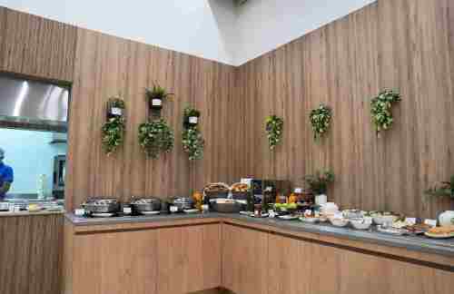 air-141Hayakom Lounge 