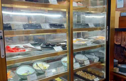 TRVThe Lounge (International)