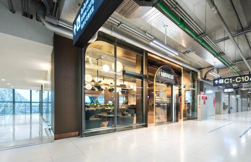 BKKMiracle First Class Lounge