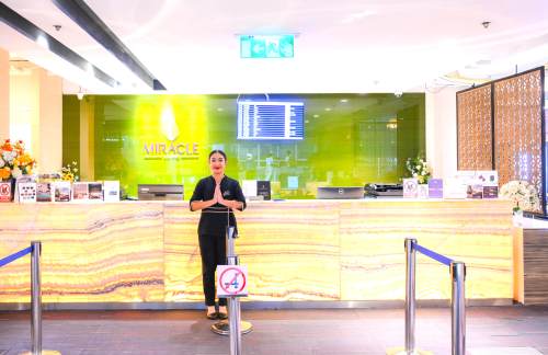 BKKMiracle Business Class Lounge