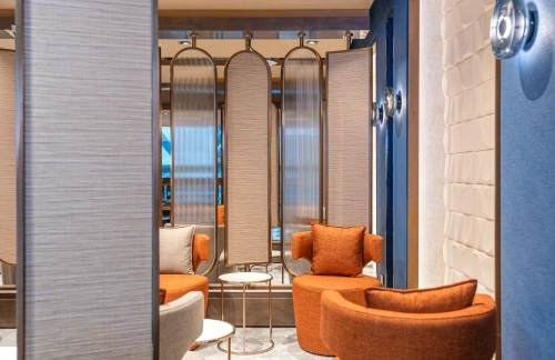 BKKMiracle First Class Lounge