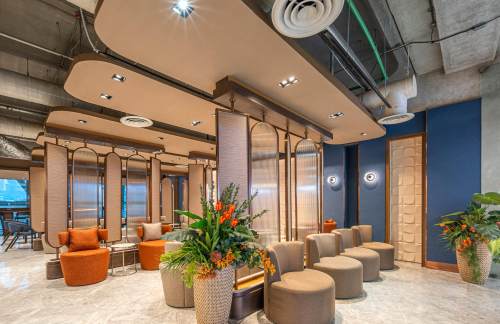 BKKMiracle First Class Lounge