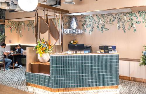 BKKMiracle First Class Lounge