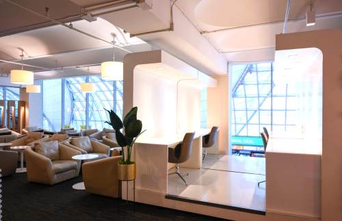 BKKMiracle First Class Lounge