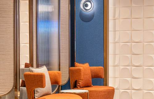 BKKMiracle First Class Lounge