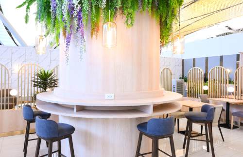 BKKMiracle Business Class Lounge