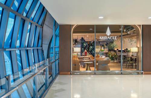 BKKMiracle First Class Lounge