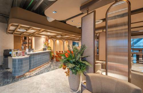 BKKMiracle First Class Lounge