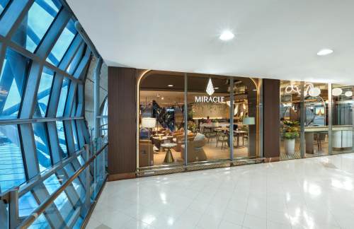 BKKMiracle First Class Lounge