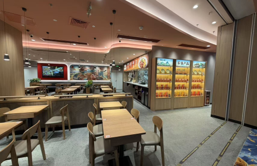 广州白云国际机场遇见小面(T3国内出发过安检100米处)