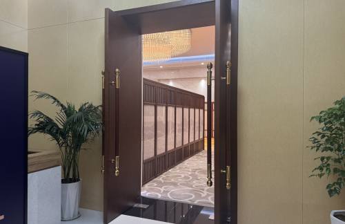 air-321879商务座候车区