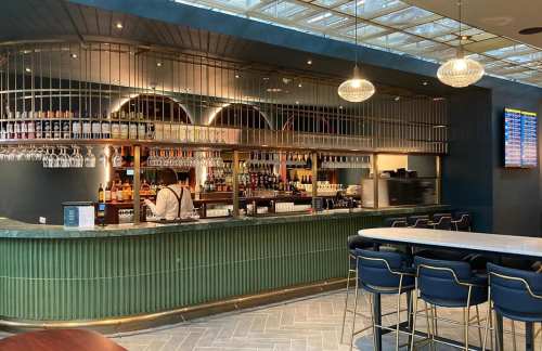 伦敦斯坦斯特德机场The Perch Bar & Kitchen