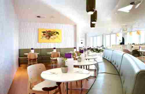 LGWPlaza Premium Lounge