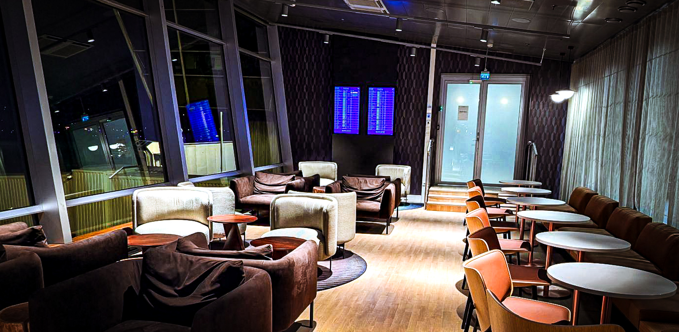 Aspire Lounge (Gate 27) atmosphere, image 7