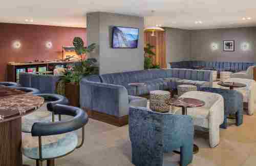 CMNCasablanca Aspire Lounge