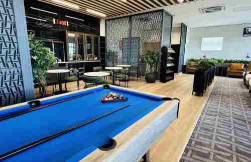 NLAParagon Premium Lounge SMKIA