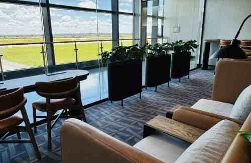 NLAParagon Premium Lounge SMKIA