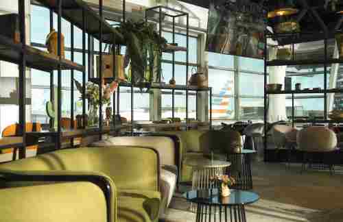 SDQSKY The Lounge