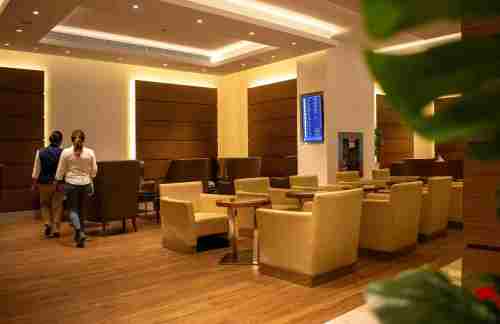 DXBAhlan Business Class Lounge