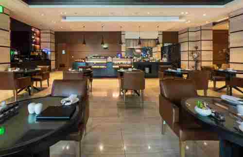 DXBAhlan First Class Lounge (Concourse D)