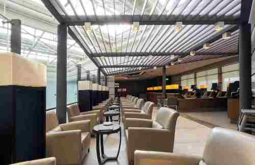 DXBAhlan First Class Lounge (Concourse D)