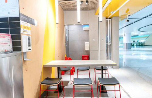 广州白云国际机场麦当劳（T3交通中心店）