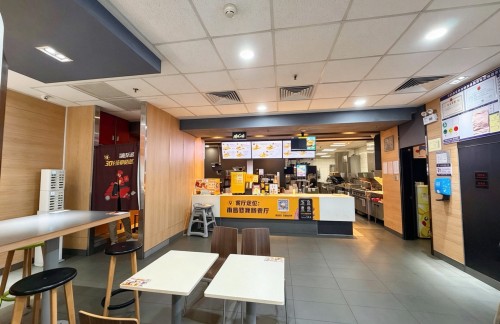 ncxz餐食体验厅-麦当劳（入口旁店）
