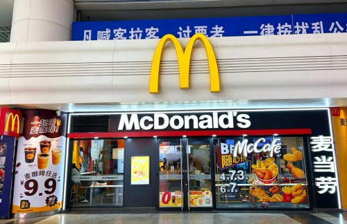 ncxz餐食体验厅-麦当劳（入口旁店）