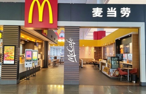 南宁东站麦当劳（A22A23楼上）
