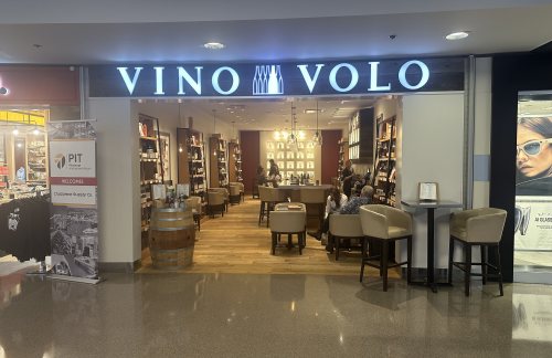 匹兹堡国际机场Vino Volo