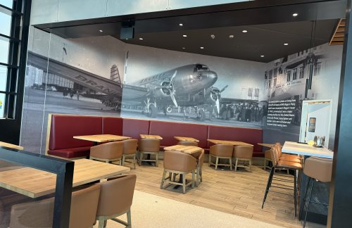 威尔·罗杰斯世界机场Vino Volo (East Concourse, Gate 26)