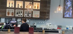 辛辛那提/北肯塔基国际机场餐食体验厅-Vino Volo (Concourse A, Center Court)