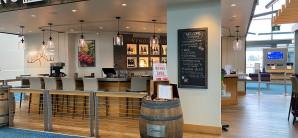 温哥华国际机场餐食体验厅-Vino Volo (ITB-E, Gate E83)