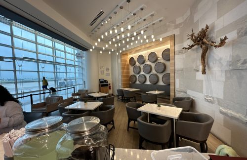 新奥尔良路易斯阿姆斯特朗国际机场Vino Volo (Terminal A/B, Center)