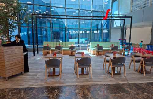 埃及斯芬克斯国际机场餐食体验厅-Segafredo - Food Hall